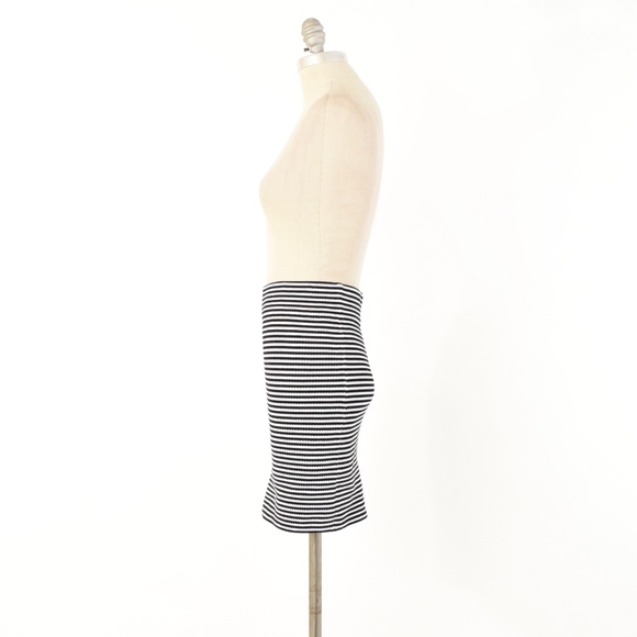 Theory Striped Knit Pencil Skirt - Picture 3 of 6